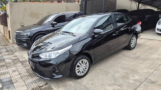 TOYOTA YARIS 1.5 16V FLEX XL MULTIDRIVE TOYOTA YARIS 1.5 16V FLEX XL MULTIDRIVE